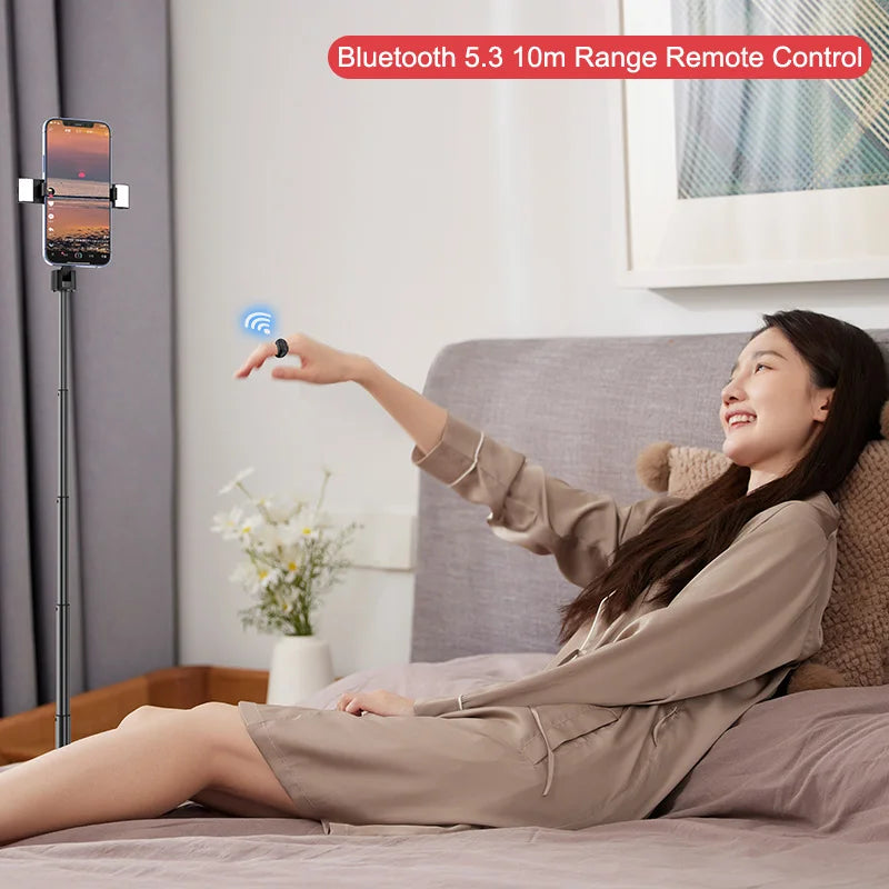 2025 Bluetooth TikTok Remote Control Ring - Flipping Selfie Fingertip Controller with 4 Buttons, 10M Range for iPhone & Xiaomi
